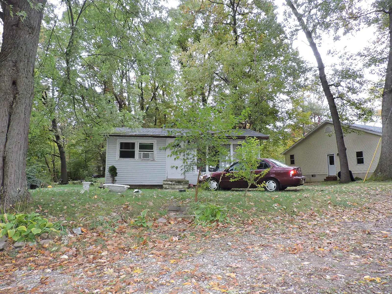 3634 S Bruner Rd photo 1