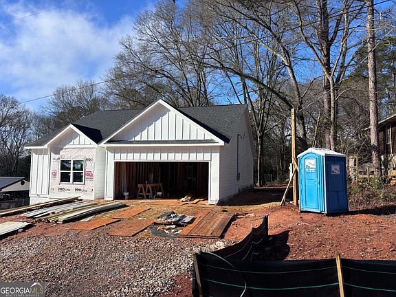 3rd image of 43 Anderson St