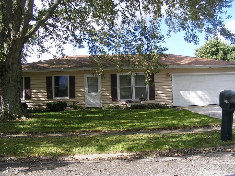 1st image of 2209 Shaker Dr
