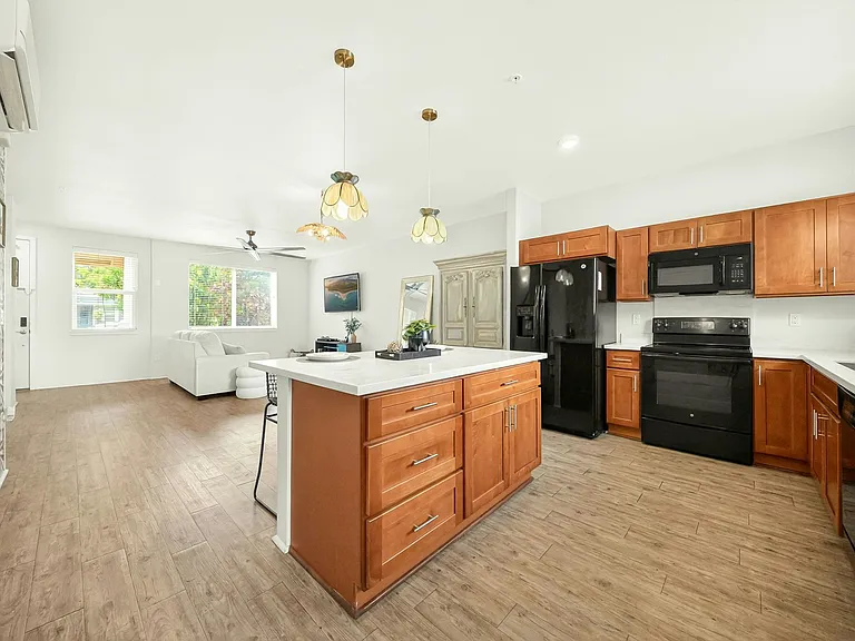 724 Kakala St #1303 — Photo 8