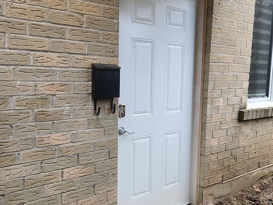 1st image of 34 Ravenscroft Rd