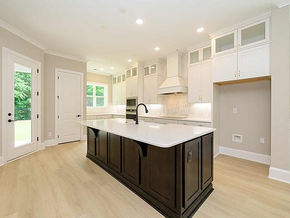 The Venture - Kitchen