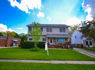308 Hatlen Ave, Mount Prospect, IL