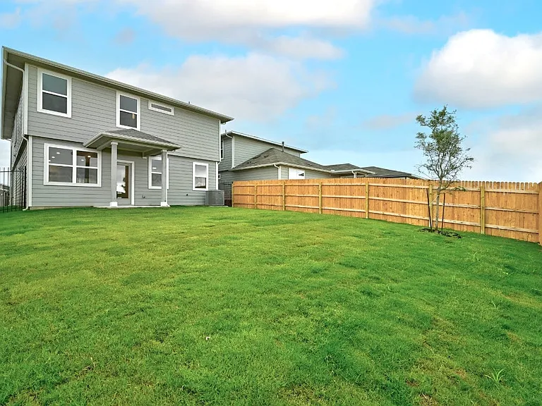 7902 Linda Michelle Ln — Photo 22
