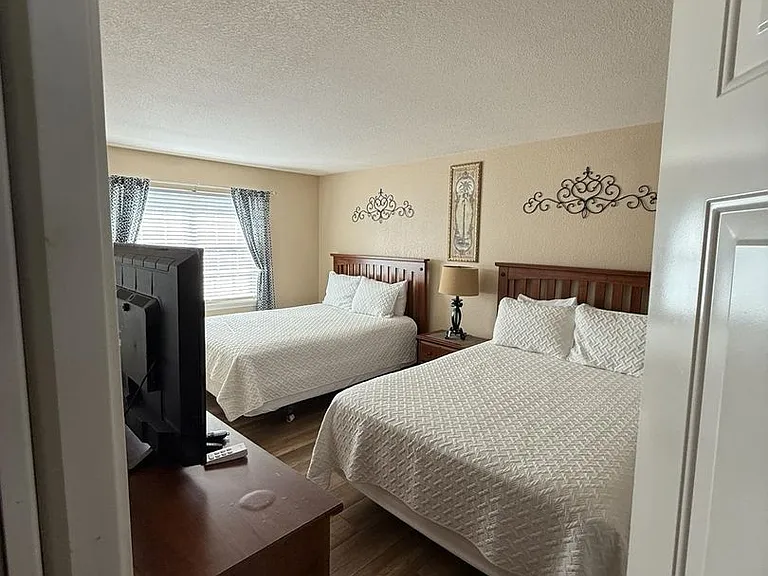 200 Golf View Dr #D-11 — Photo 9