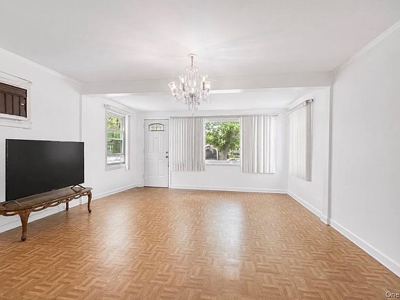3rd image of 9036 209th Street