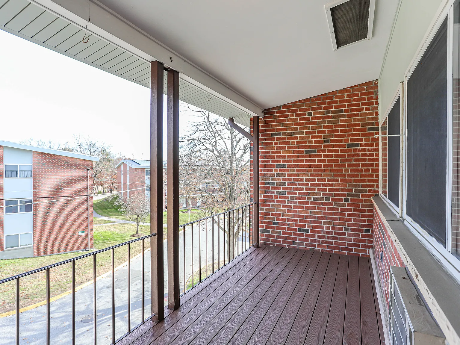 1 bed, 650 sqft, $1,899 — Photo 4