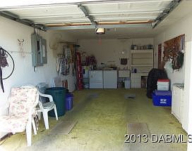 3rd image of 2 Bristol Ln