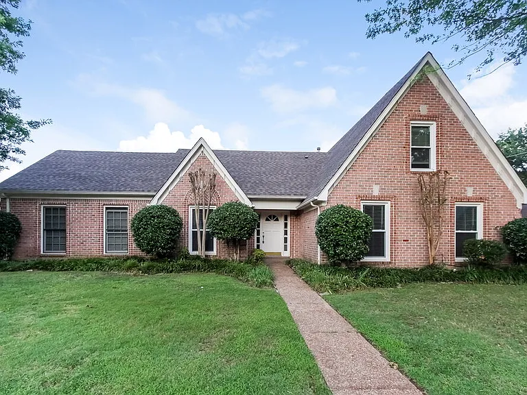 7576 Dexter Run Cir — Photo 1