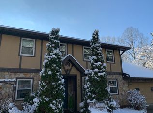 920 Forest Ridge Cir, Knoxville, TN 37932