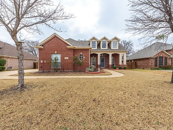 2nd image of 2304 Chambray Dr