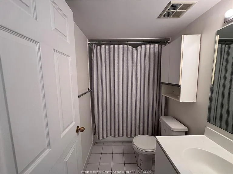 75 Riverside Dr E #406 — Photo 9
