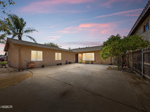 1105 Valerie St, Santa Maria, CA 93454