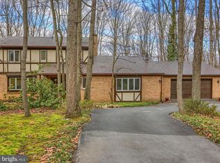 1322 Swope Dr, Boiling Springs, PA 17007