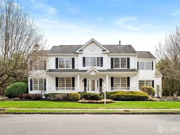11 Bodine Dr, Cranbury, NJ 08512