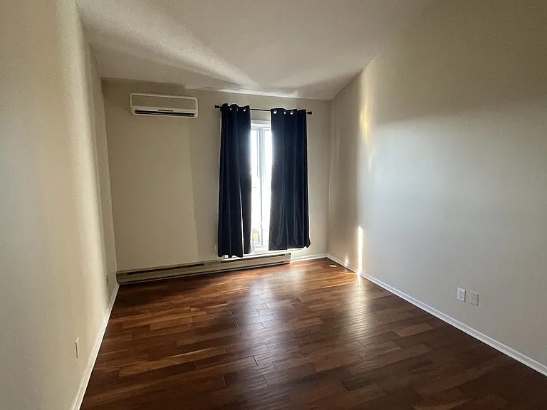158 C McArthur Ave #Penthouse 6 — Photo 12