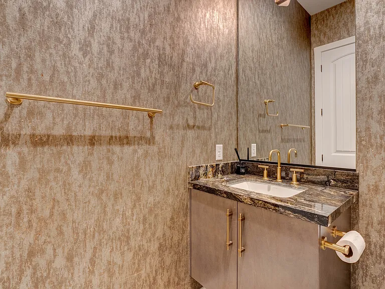 10949 Rossa Peak Ave — Photo 58