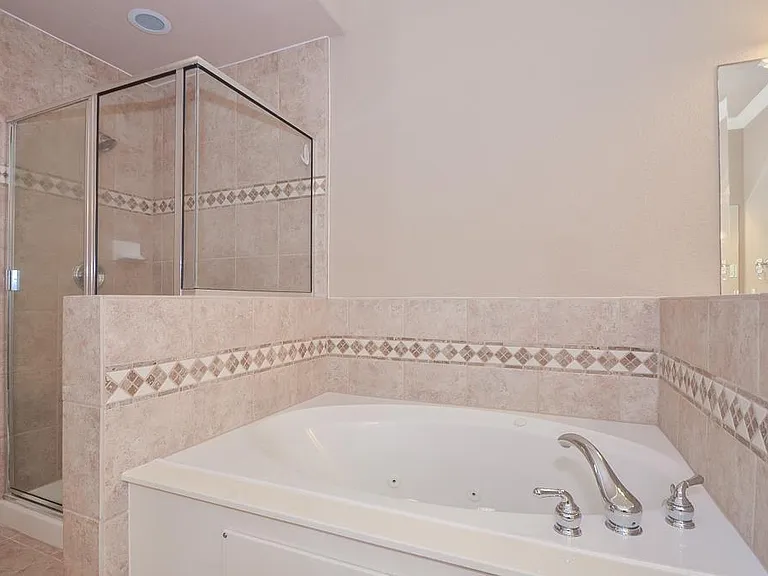3042 Royal Oaks Crst — Photo 19