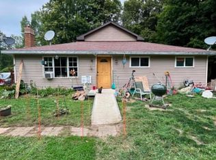 4621 E Gill Rd, Carp Lake, MI 49718