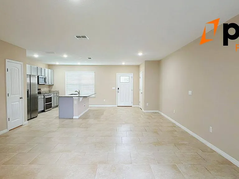 10083 Salt Point Dr — Photo 14