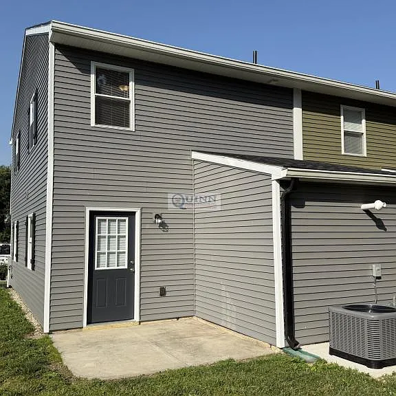 319 Willow Dr — Photo 12