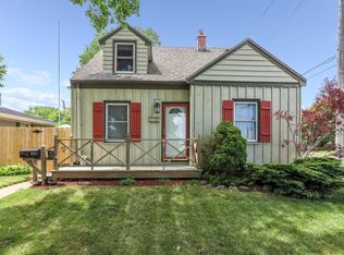 2310 Summit Ave, Racine, WI 53404