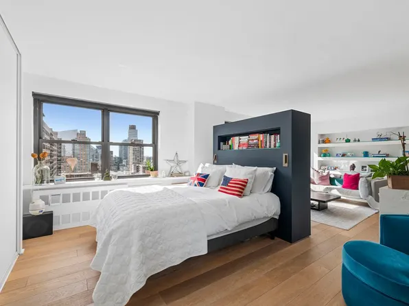 205 West End Avenue image 1 of 12
