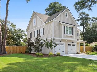 211 Sea Island Dr, Savannah, GA 31410