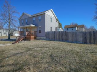 302 S Prairie Ave, Polo, IL 61064