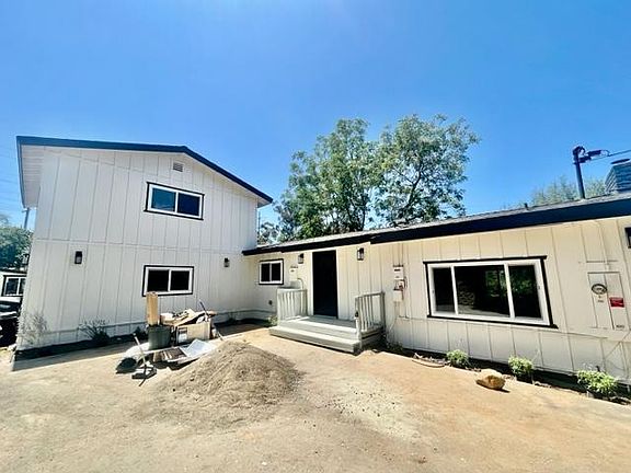 3rd image of 1162 Pebble Springs Ln