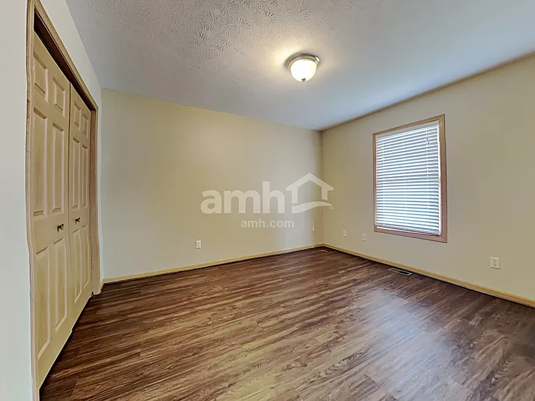 3370 Redbud Dr — Photo 12