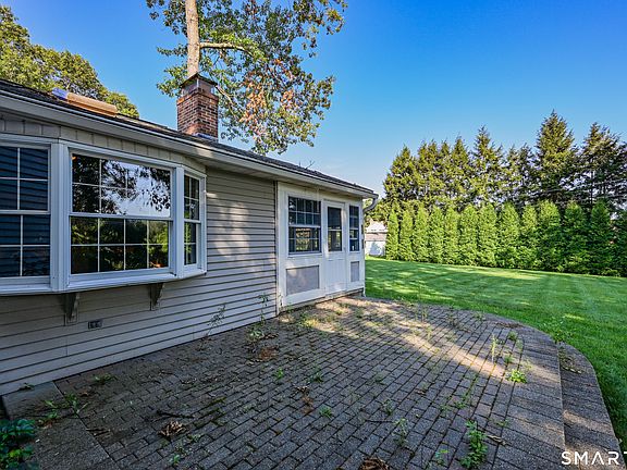 5th image of 170 Tanglewood Drive
