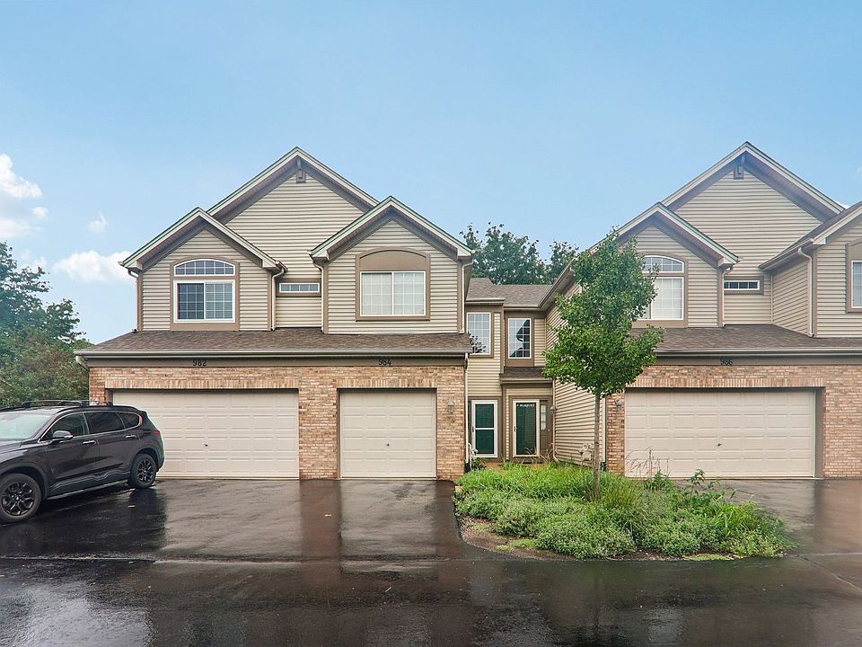 1st image of 984 Parkhill Cir