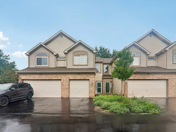 984 Parkhill Cir, Aurora, IL 60502