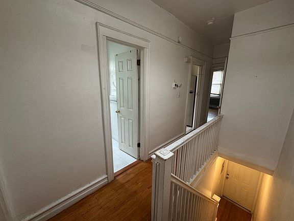 4th image of 34-33 62nd St #1R