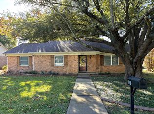 906 Boone Dr, Sherman, TX 75090