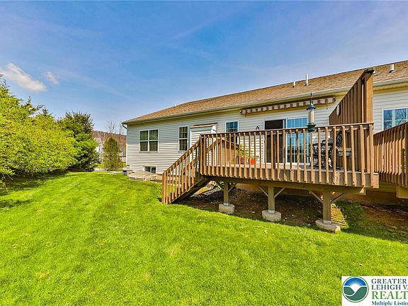 4th image of 28 Palmer Ct