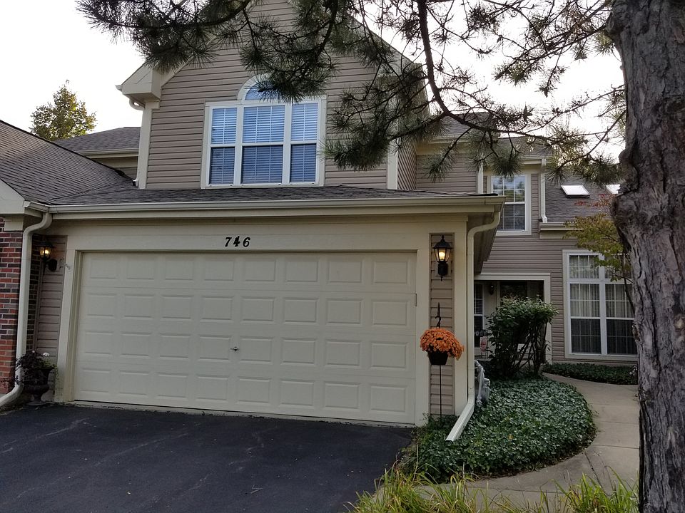 1st image of 746 Clover Hill Ct