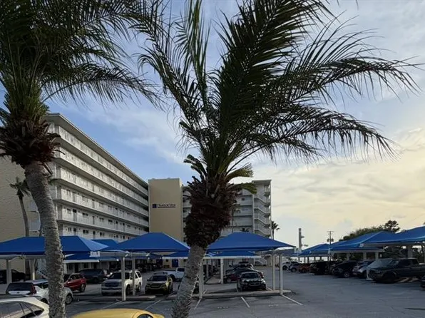 145 N Halifax Ave APT 711, Daytona Beach, FL 32118