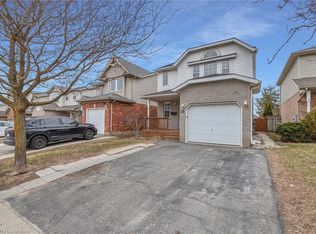 39 McMeeken Dr, Cambridge, ON N3C4E4