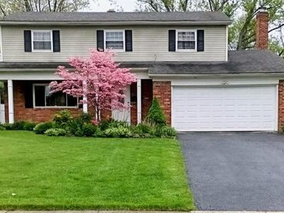 1823 Kempton Dr, Upper Arlington, OH, 43220
