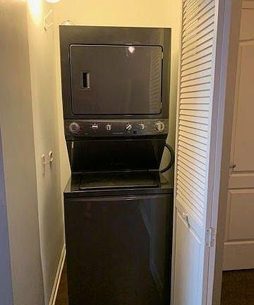 4th image of 125 S Jefferson St Unit 906