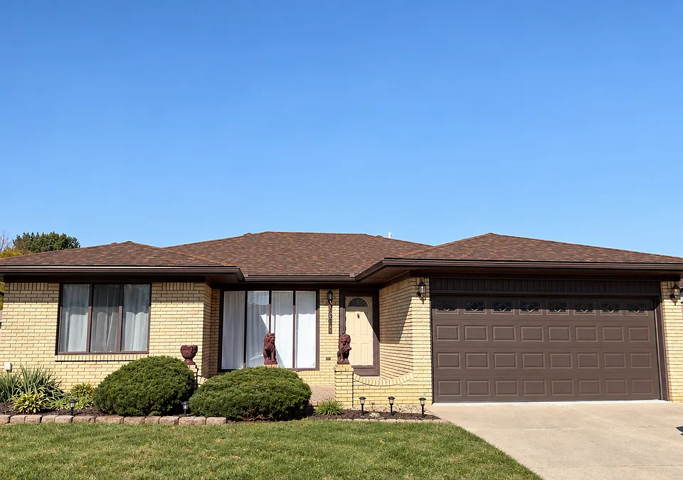 3051 Donna Dr