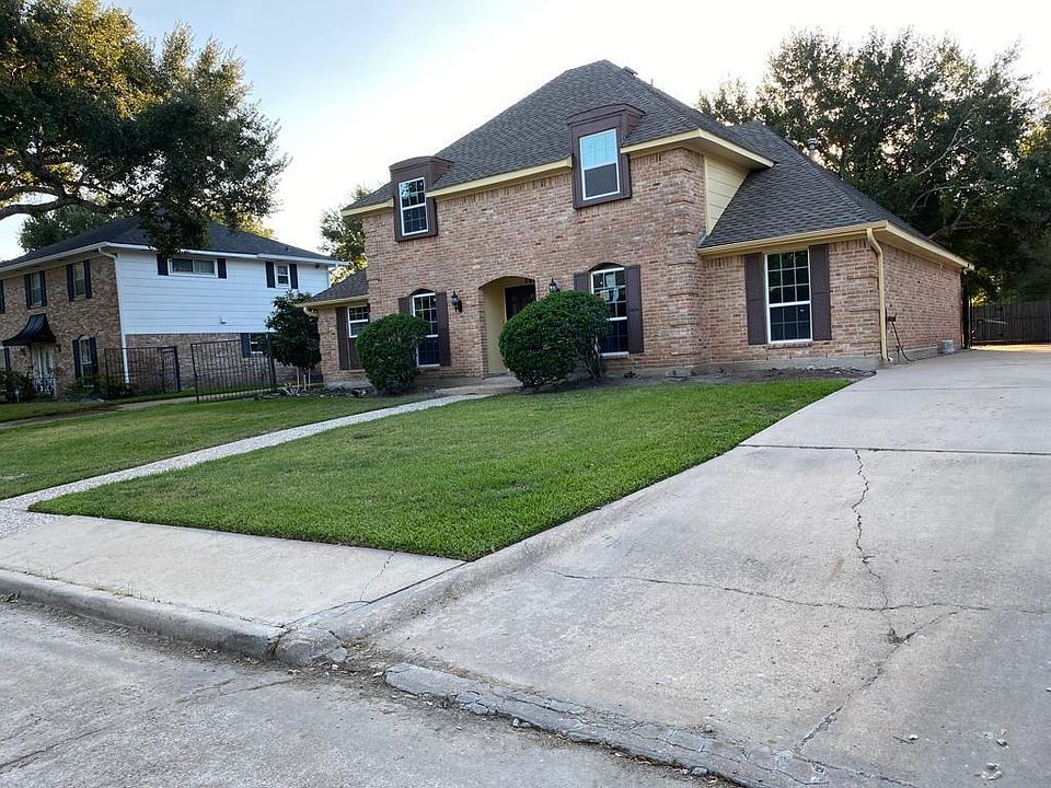 1st image of 1606 Crystal Hills Dr