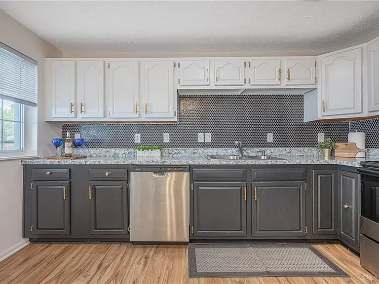5276 Buckner Dr — Photo 7