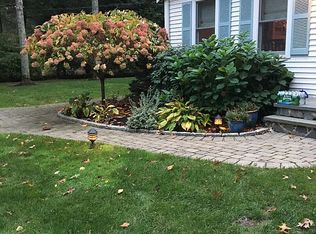 52 Wren Ln, Marstons Mills, MA 02648