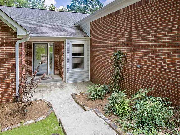 4th image of 10109 Skylark Dr SE