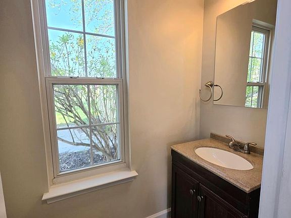3rd image of 22098 Saint Inigoes Ct