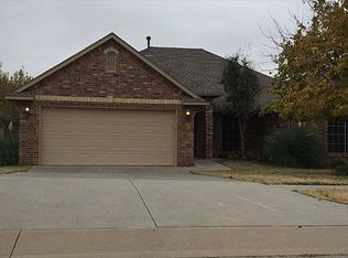 4312 Mackenzie Dr, Moore, OK 73160