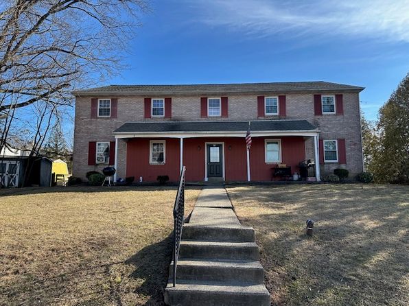 40 Harrison Ave APT 3